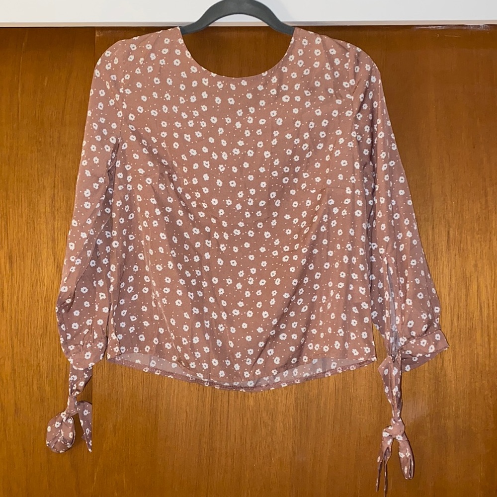 Mauve top with white floral design